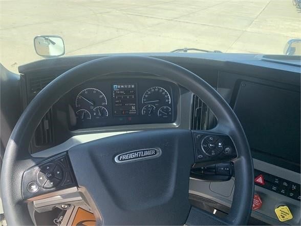 2021 FREIGHTLINER CASCADIA 126 8044760754 2021 FREIGHTLINER CASCADIA 126 8044760754