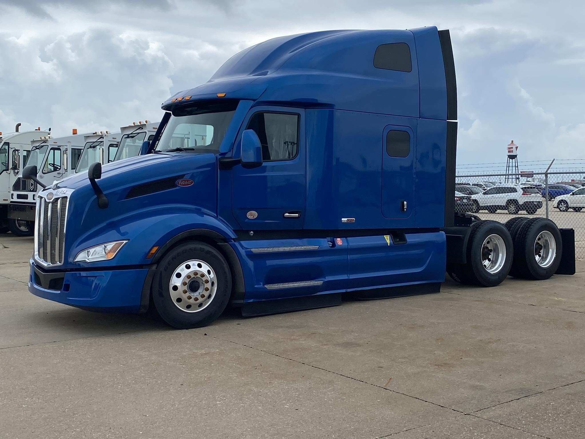 2022 PETERBILT 579 - image 6 of 6