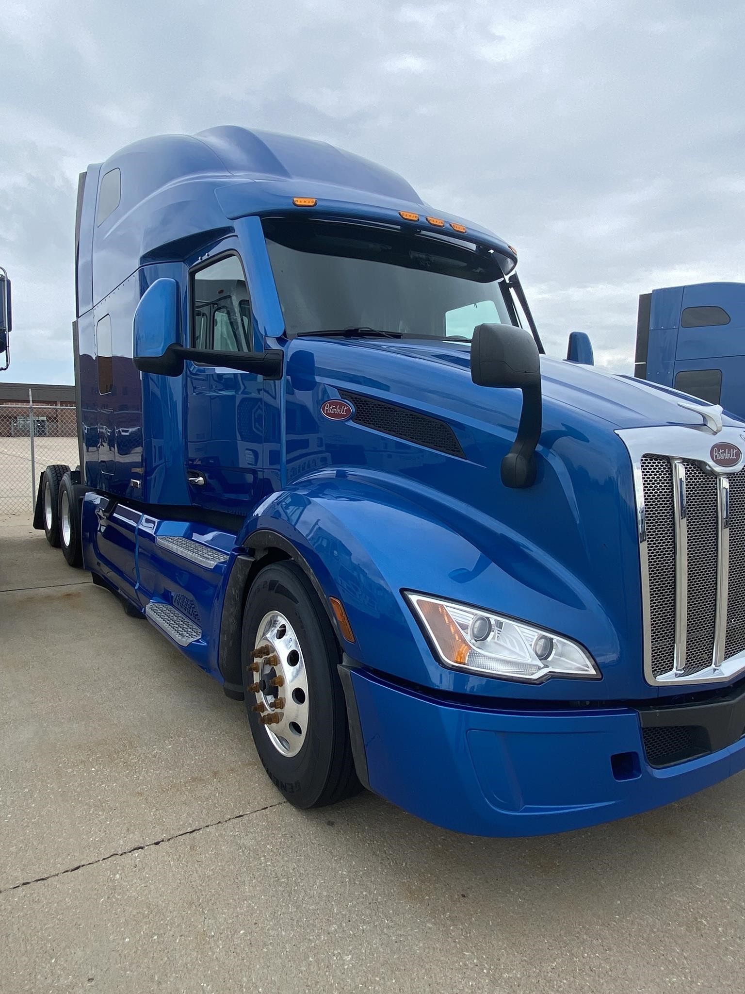 2022 PETERBILT 579 10005221474 2022 PETERBILT 579 10005221474