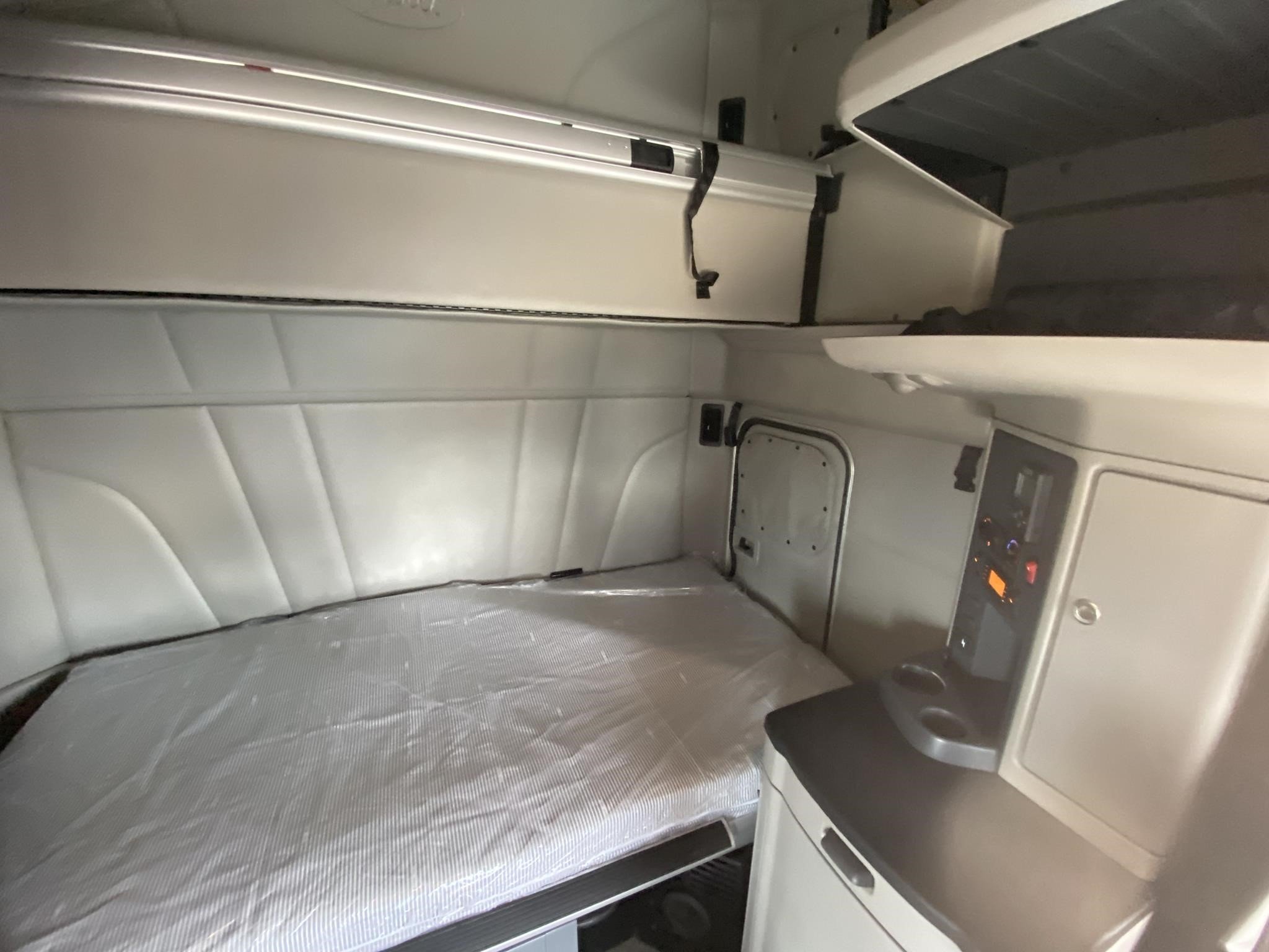 2022 PETERBILT 579 10005336541 2022 PETERBILT 579 10005336541