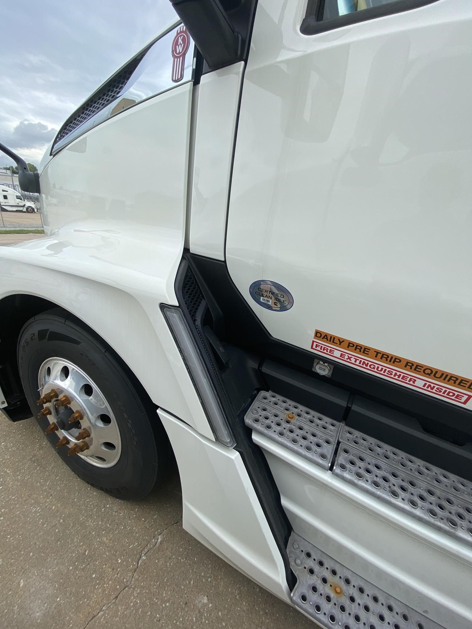 2023 KENWORTH T680 2023 KENWORTH T680 - image 6 of 6