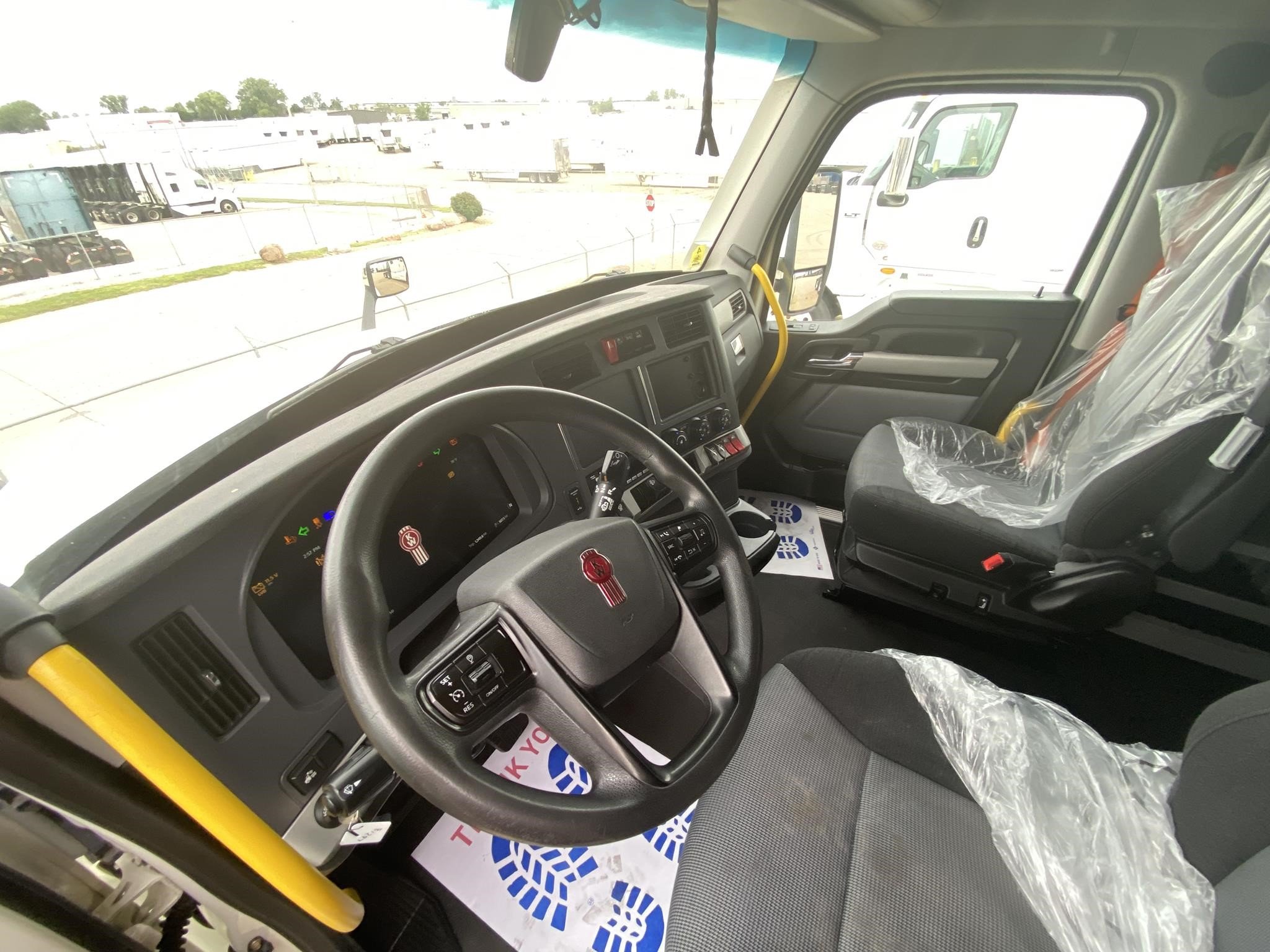 2021 KENWORTH T680 10005359213 2021 KENWORTH T680 10005359213