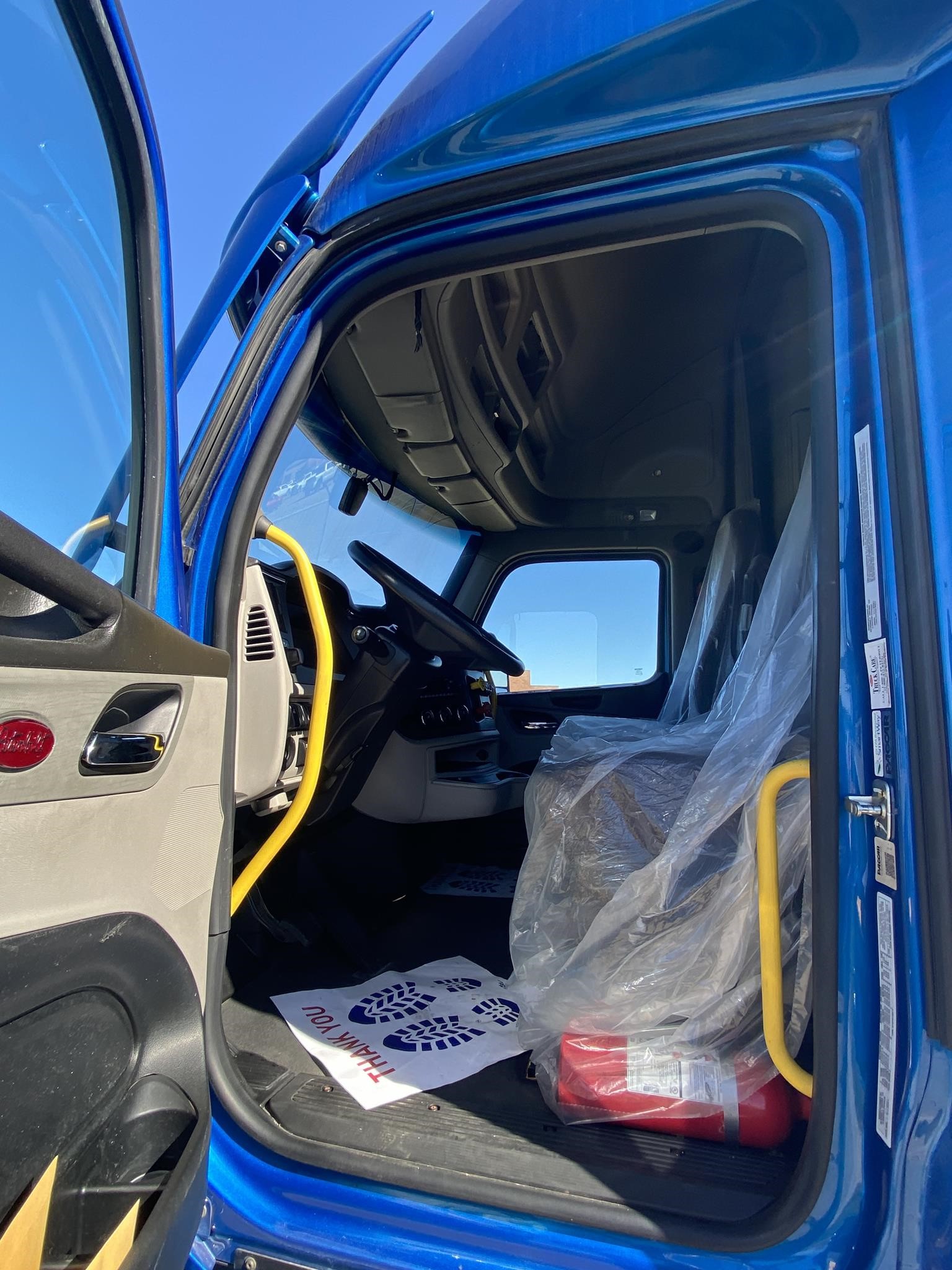 2022 PETERBILT 579 10015763826 2022 PETERBILT 579 10015763826