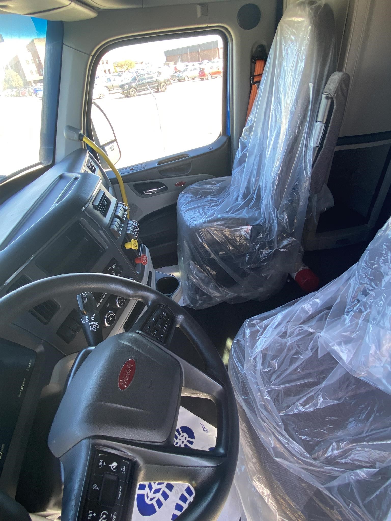 2022 PETERBILT 579 10015763835 2022 PETERBILT 579 10015763835