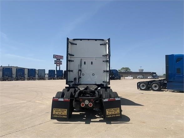 2023 FREIGHTLINER CASCADIA 126 8044760751 2023 FREIGHTLINER CASCADIA 126 8044760751