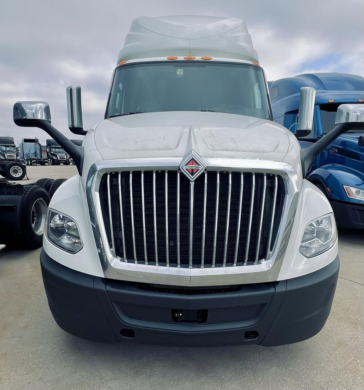 2022 INTERNATIONAL LT 10025046538 2022 INTERNATIONAL LT 10025046538