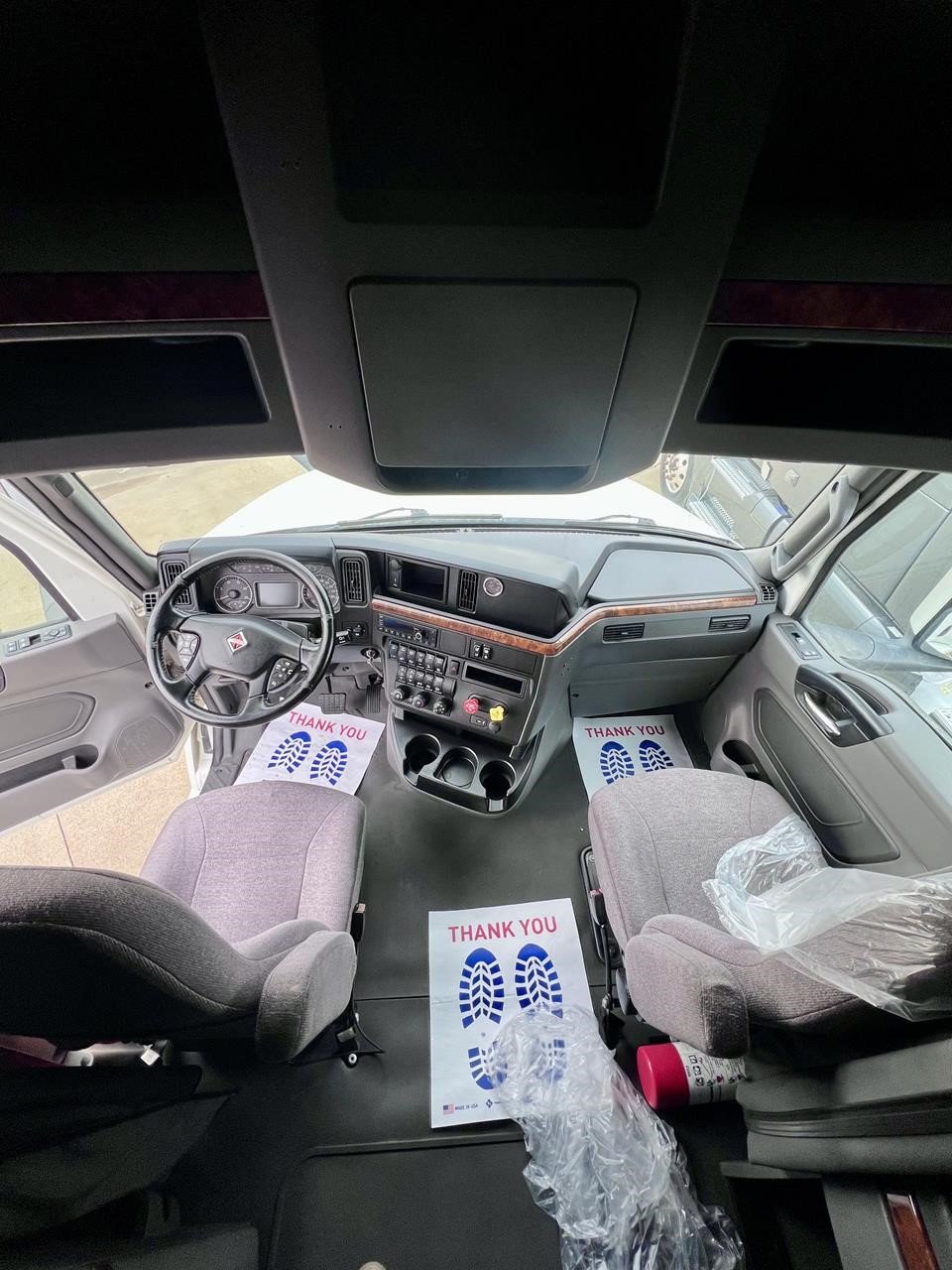 2022 VOLVO VNL64T760 10025324801 2022 VOLVO VNL64T760 10025324801