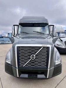2022 VOLVO VNL64T760 10025324819