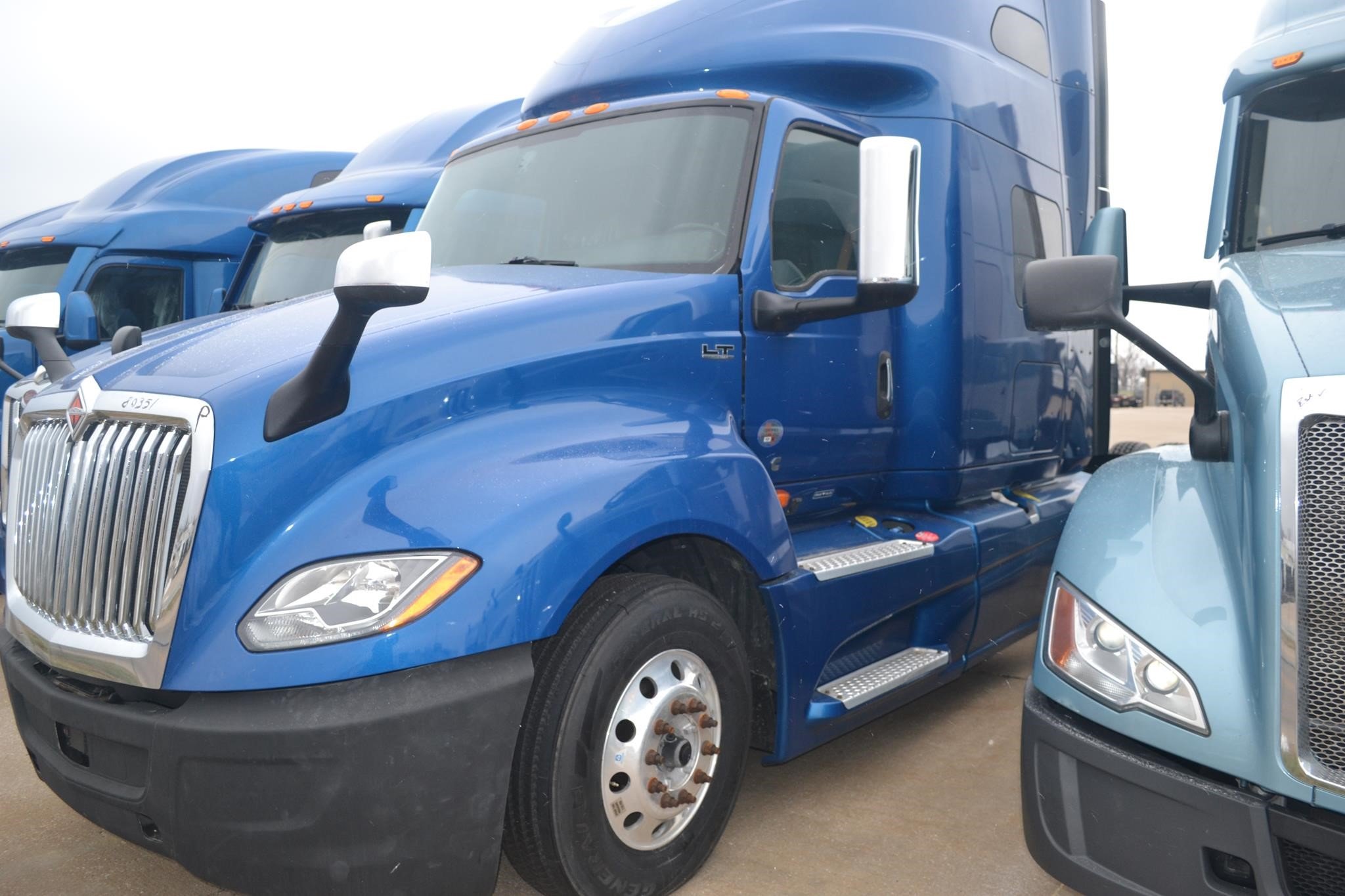 2022 INTERNATIONAL LT 10025546230 2022 INTERNATIONAL LT 10025546230