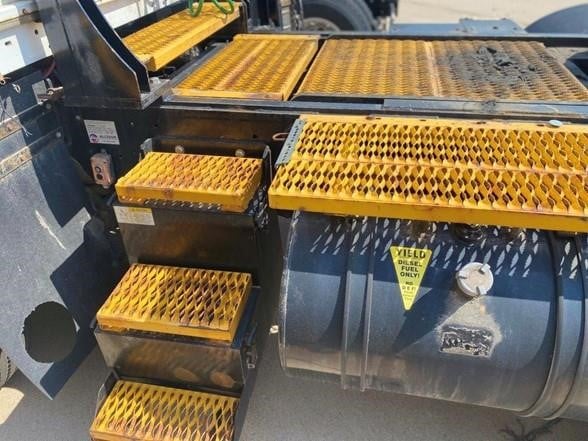 2018 CAPACITY TJ5000 DOT 2018 CAPACITY TJ5000 DOT - image 5 of 6