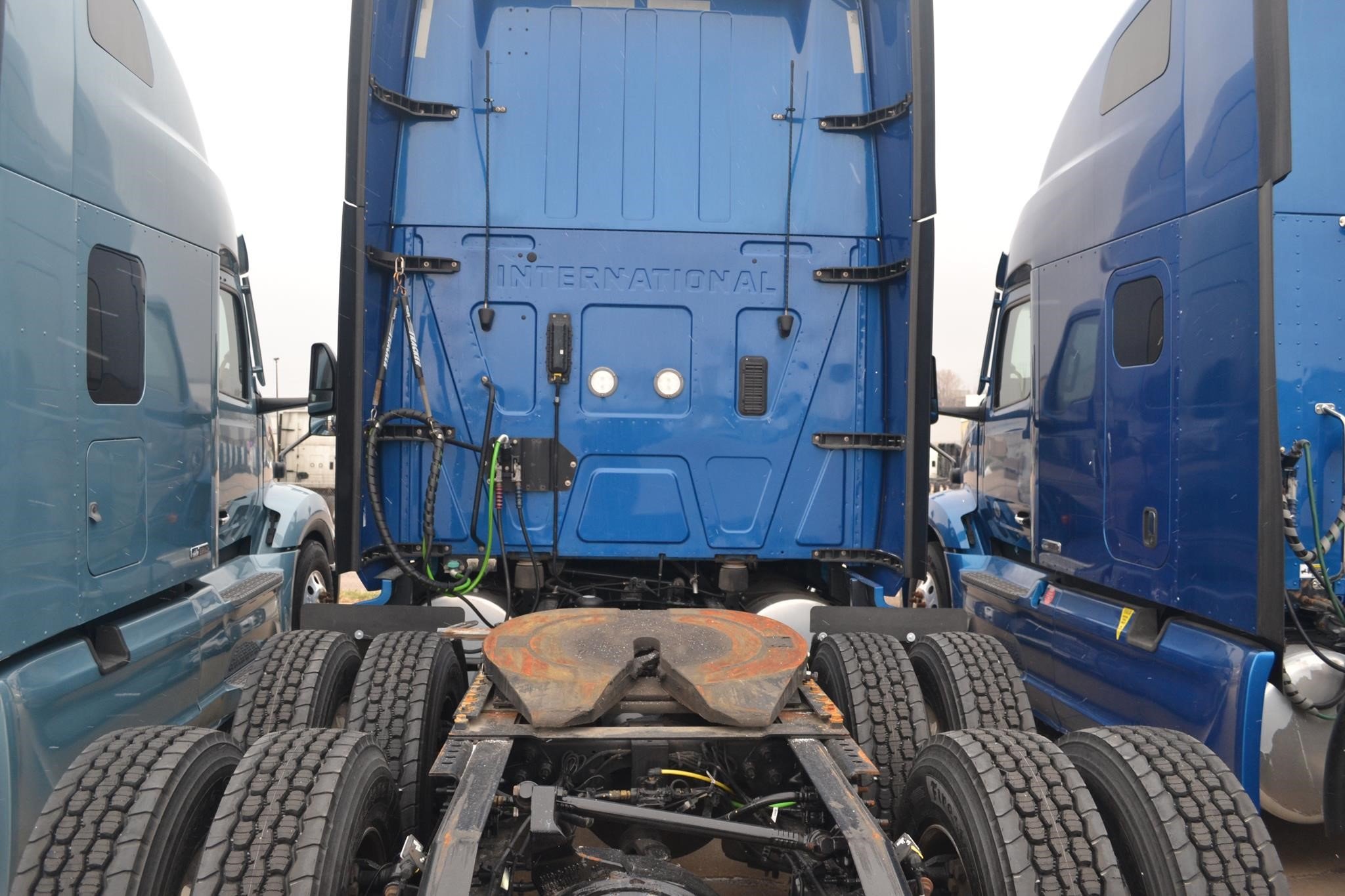 2020 INTERNATIONAL LT 10025546129 2020 INTERNATIONAL LT 10025546129