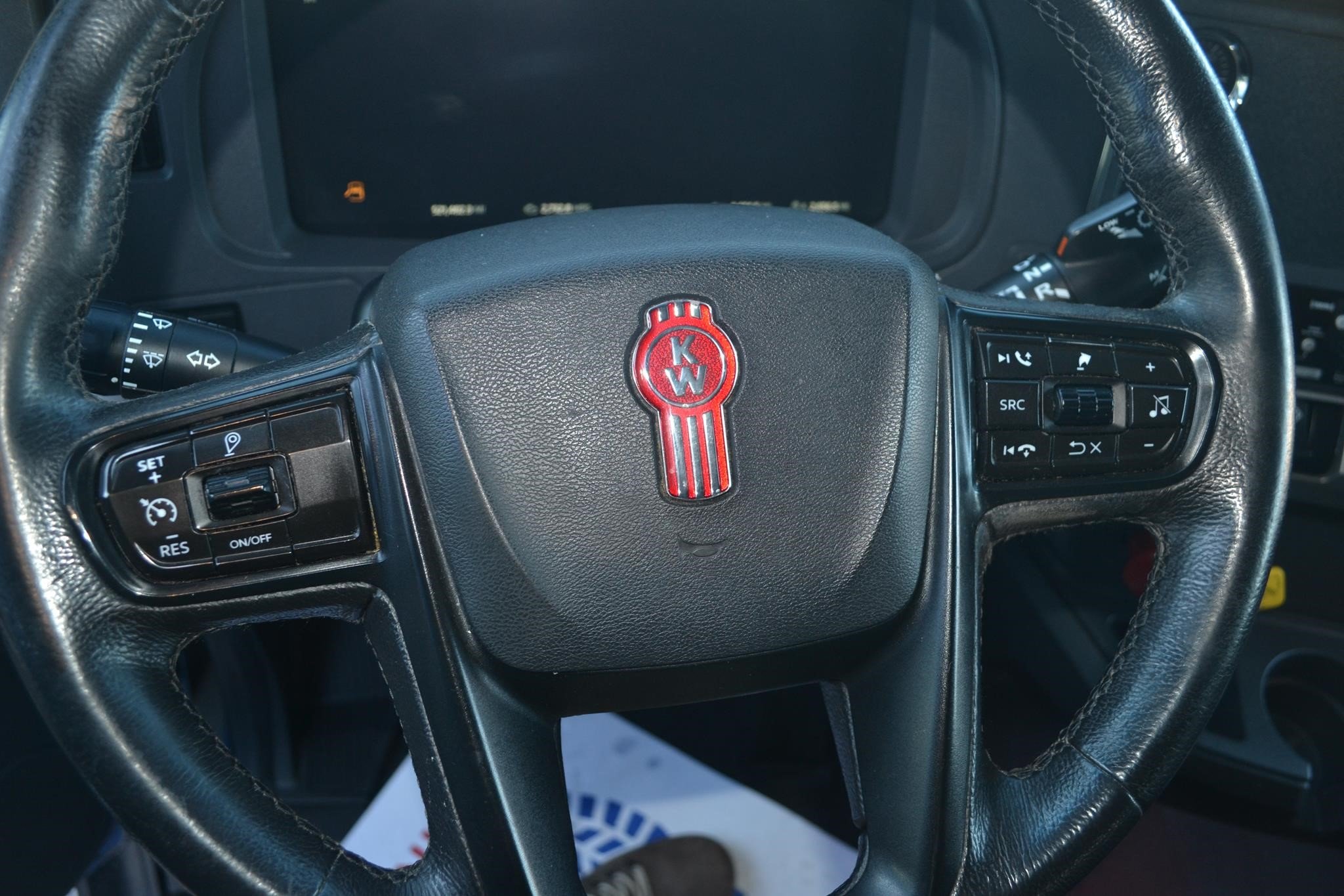 2023 KENWORTH T680 10025887329 2023 KENWORTH T680 10025887329