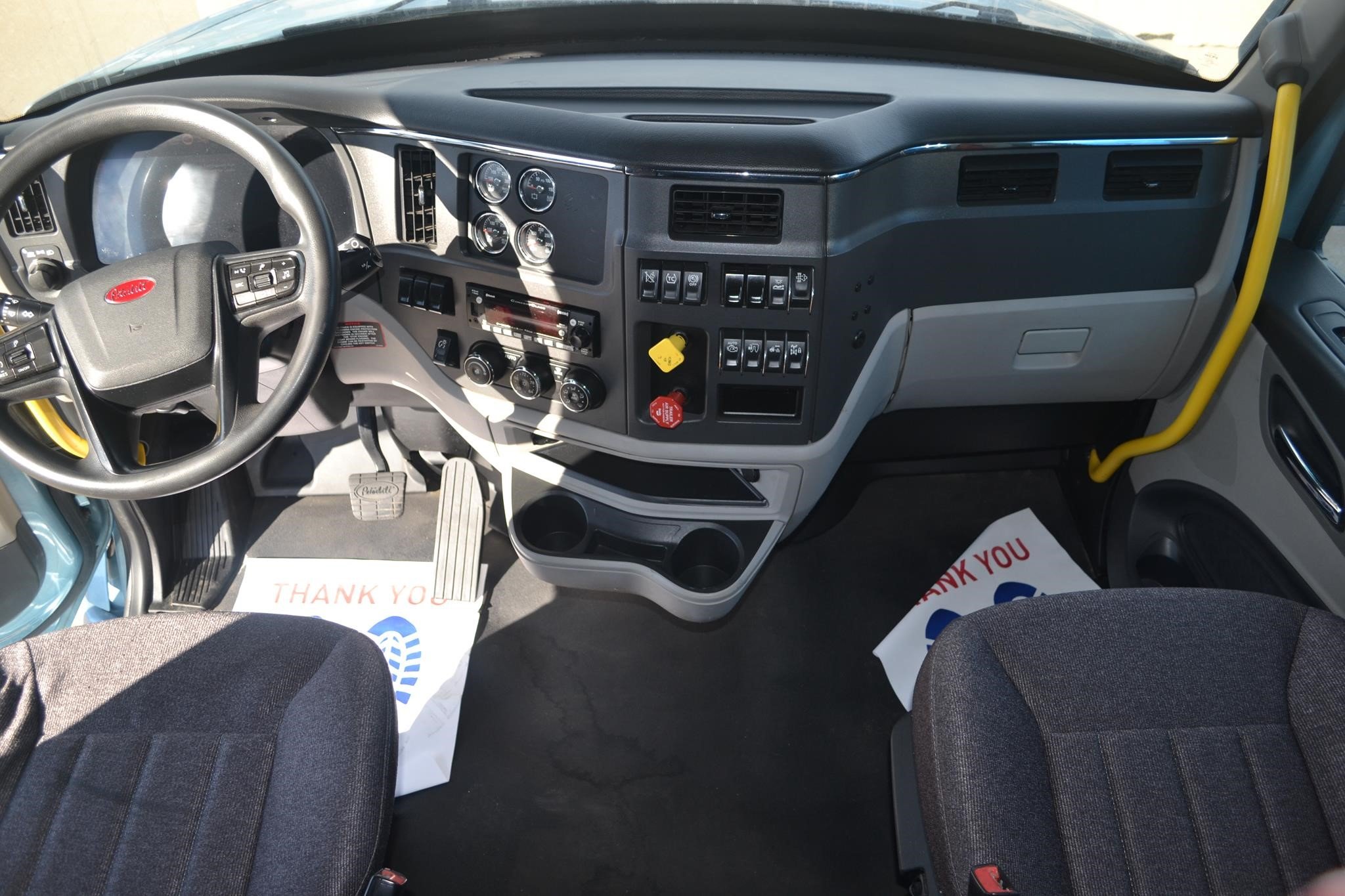 2023 PETERBILT 579 - image 6 of 6