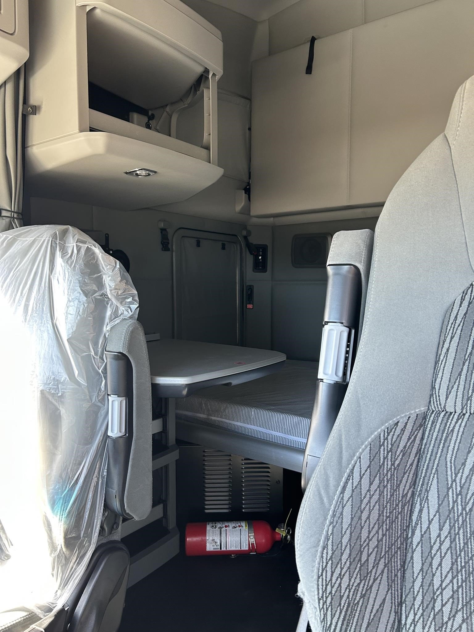 2021 KENWORTH T680 2021 KENWORTH T680 - image 6 of 6