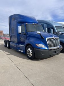 2022 INTERNATIONAL LT 11004071616