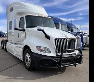 2022 INTERNATIONAL LT 11004284013