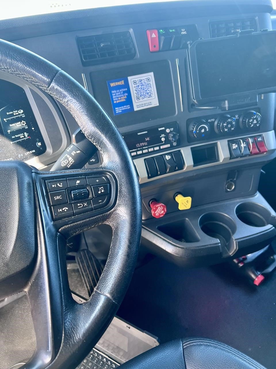 2022 KENWORTH T680 11005389685 2022 KENWORTH T680 11005389685