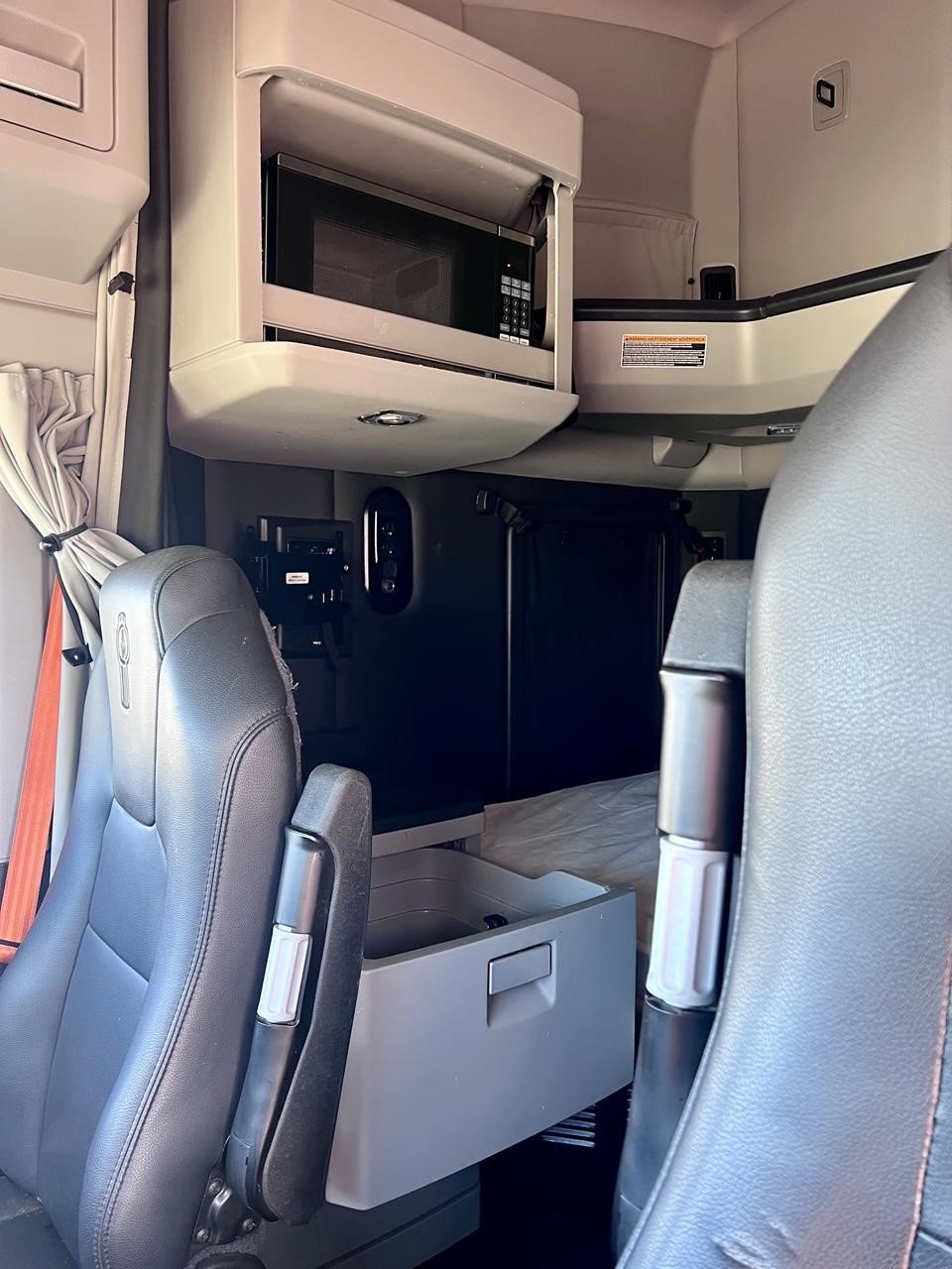 2022 KENWORTH T680 11005389695 2022 KENWORTH T680 11005389695